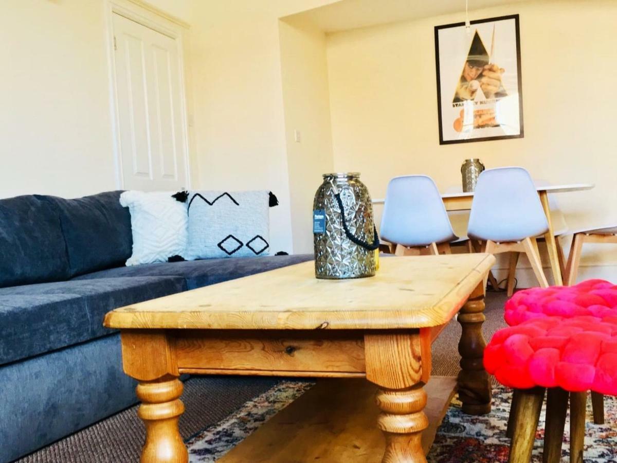 הייסטינגס Spacious Apartment In The Heart Of St Leonards מראה חיצוני תמונה